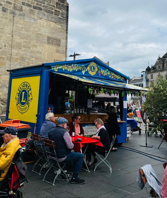 Lions auf dem Weinfest 2026